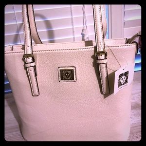 New with tags Anne Klein tote